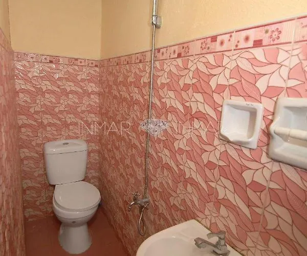 Ana Jean House Деревянный коттедж *